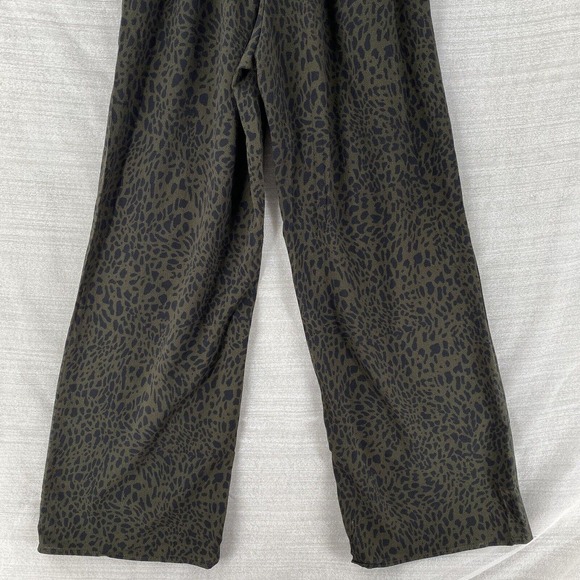 NWT Mi Ami Jumpsuit XXS Wide Leg‎ Black Army Green Cheetah High Neck Paper Bag - Picture 9 of 16